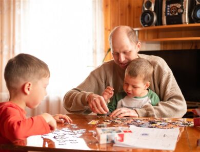 Découvrez les jeux de société incontournables pour les soirées en famille